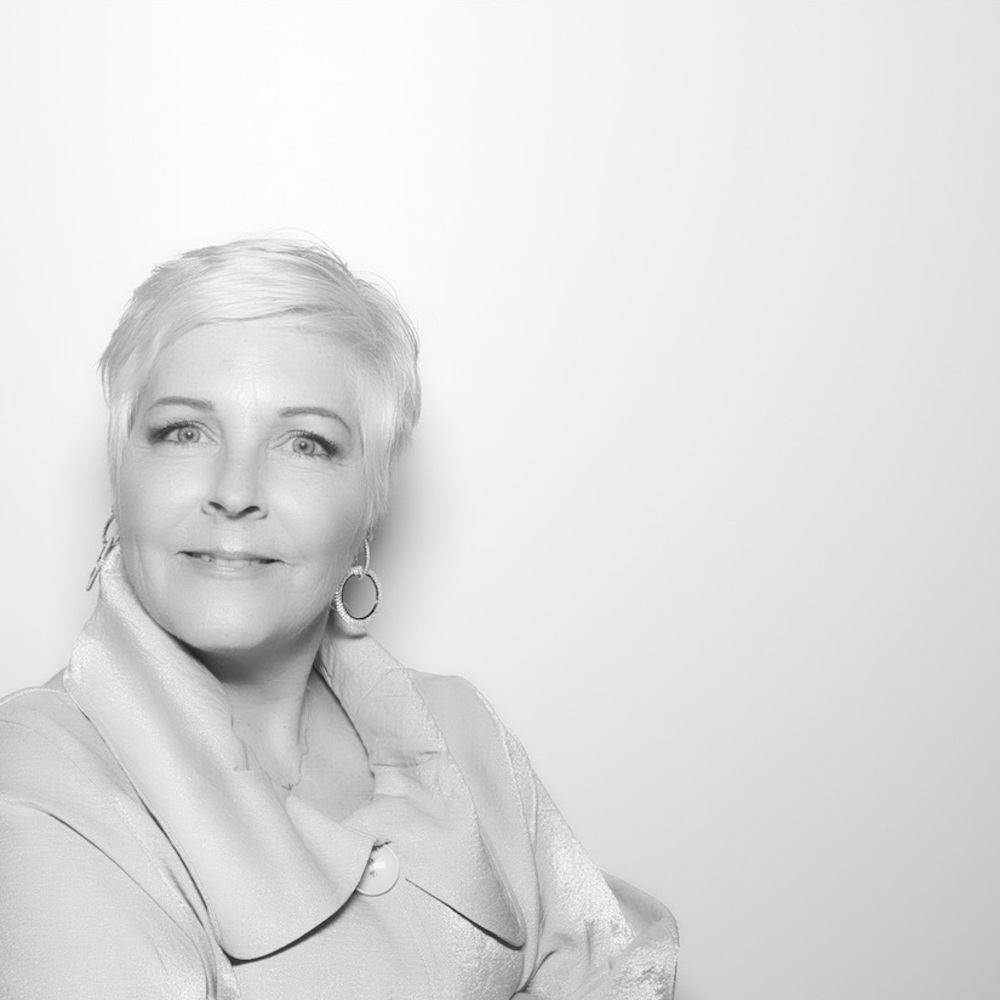 Meet your Posher, Suzanne